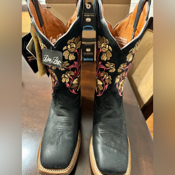 Dan Post Shoes - NWT. Size 8 Dan Post Asteria Floral Western Performance Boots- Broad Square Toes